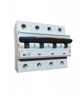 Legrand 409849 - DX3 4P D32 25KA - 3245064098496