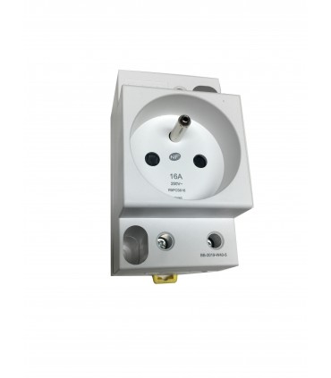 RESI9 XP - PRISE DE COURANT - 2P+T - 250V - 16A - CERTIF NF - R9PCS616